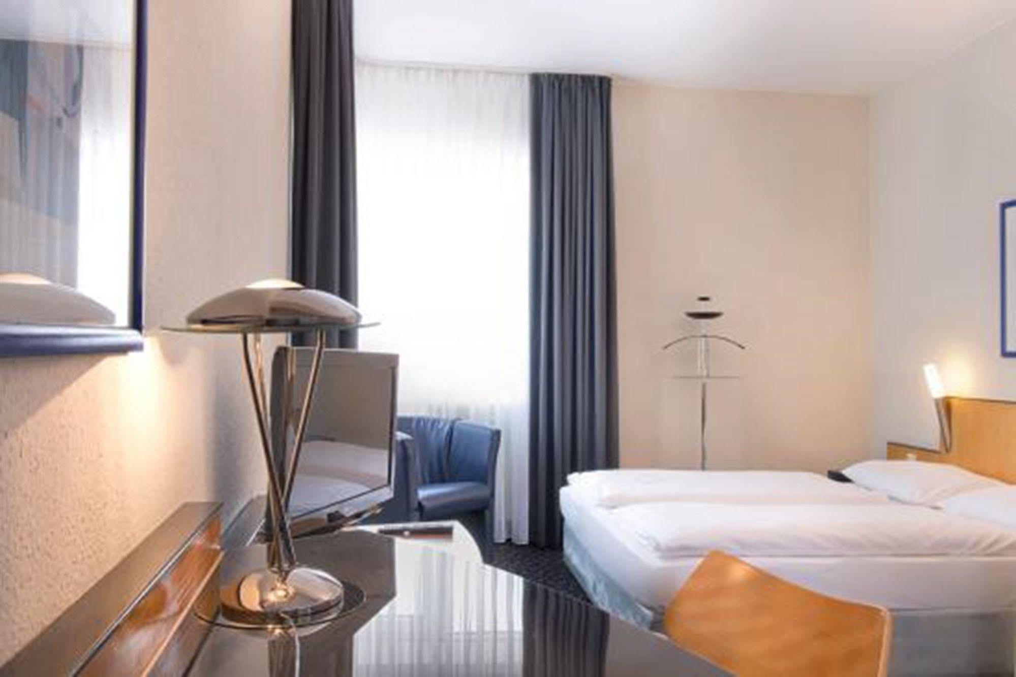 Hotel Ludwig Van Beethoven Berlin Bagian luar foto